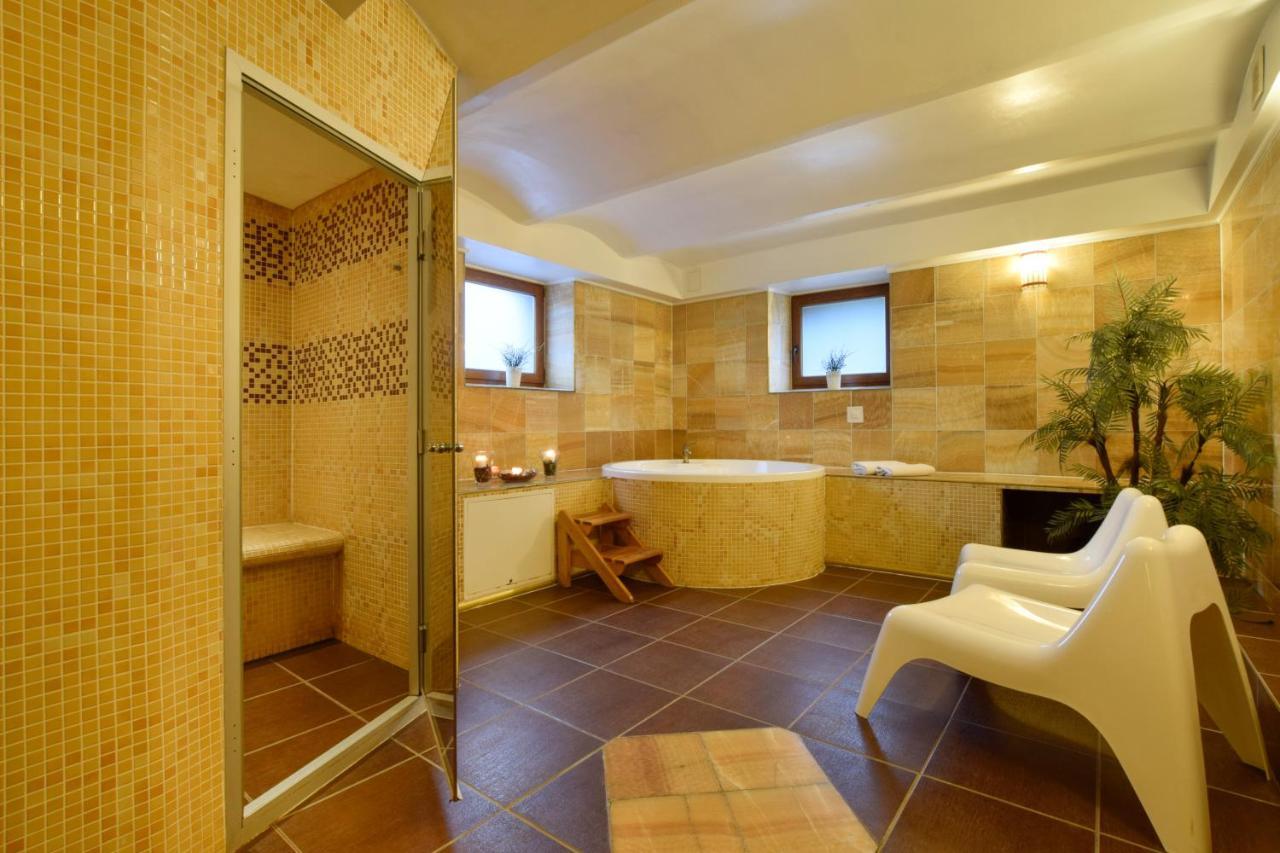 Pod Gwiazdami&spa Nocleg ze śniadaniem 3*